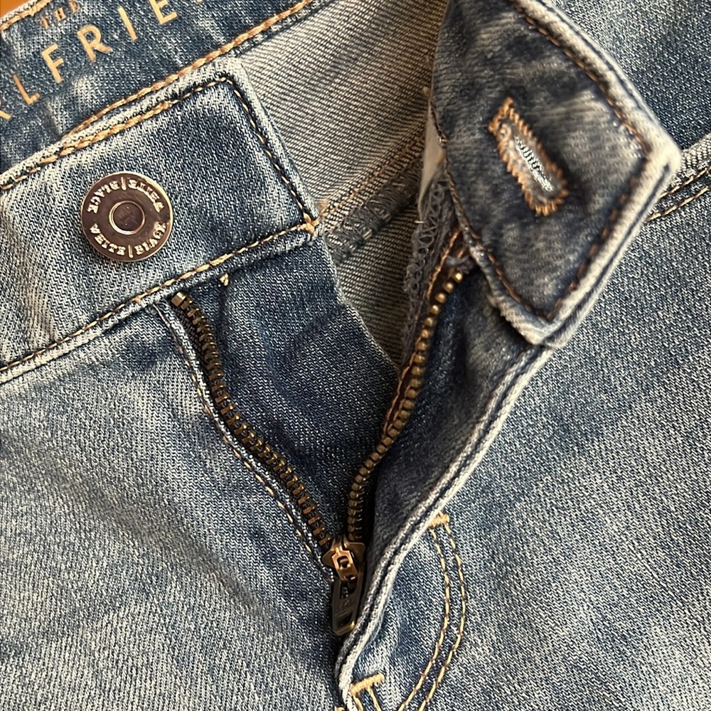WHITE HOUSE BLACK MARKET The Girlfriend Jeans - Picture 10 of 16